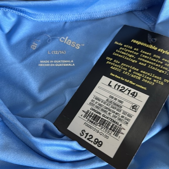 Art Class UPF 50+ Sun protection, crewneck,short sleeve, pullover stretch top - Picture 8 of 9